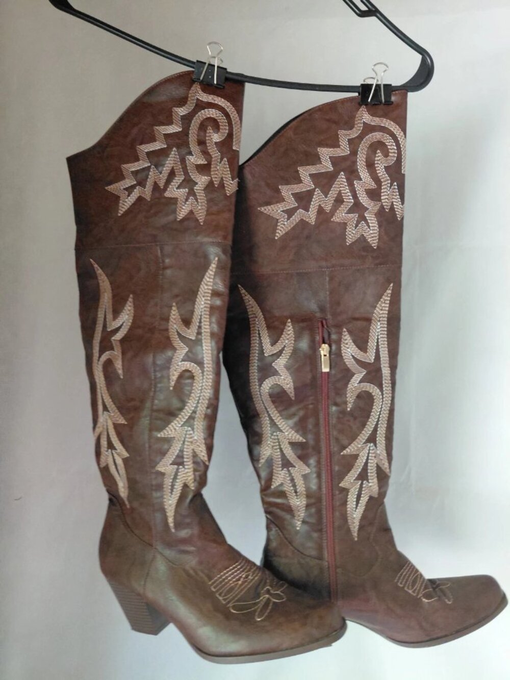 Women's Brown Western Knee High Boots Pointed Toe Embroidered Zip Size 9.5